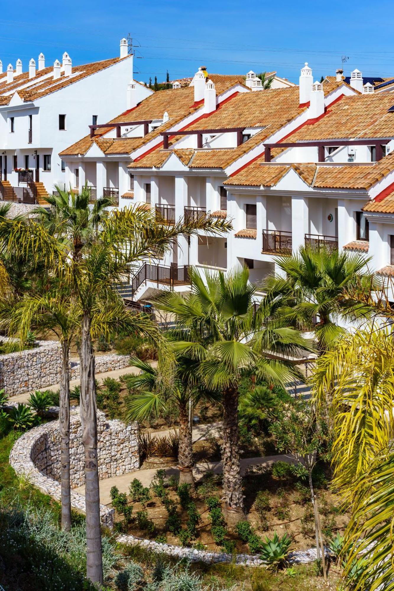 Villa Stunning Private Pool Townhouse Ref 195